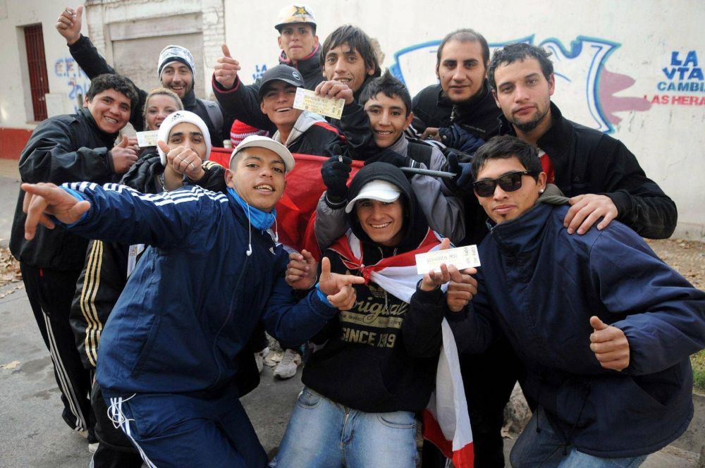 Hurac�n tiene entrada y se �copa�