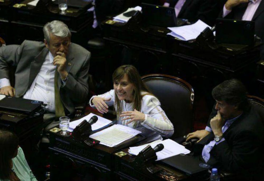El oficialismo ahora pide investigar a todos los miembros de la Corte