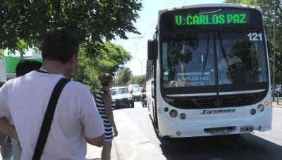 Trabajo extendi� la conciliaci�n obligatoria y habr� interurbanos en C�rdoba