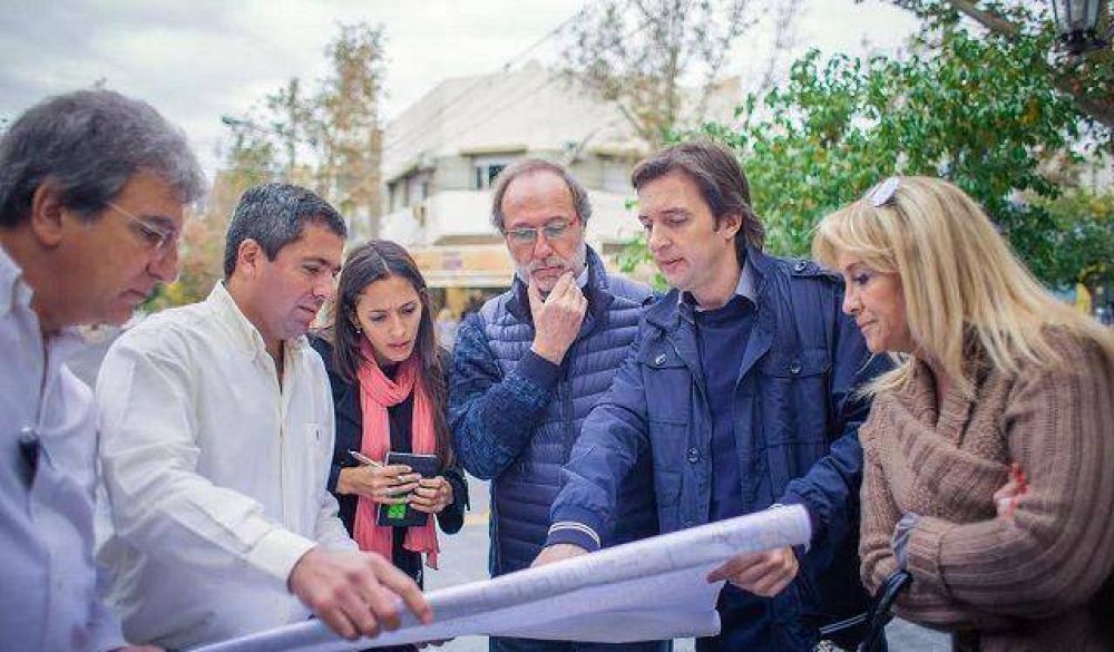 C�ceres proyect� mejoras para la Ciudad de San Juan