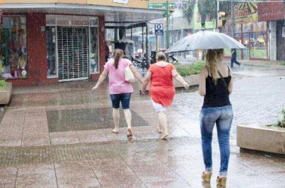 Emitieron una alerta meteorol�gica para Posadas y la regi�n