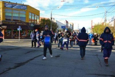 Juzgado de Primera Instancia volvi� a intimar y multar al SOEM por bloqueos