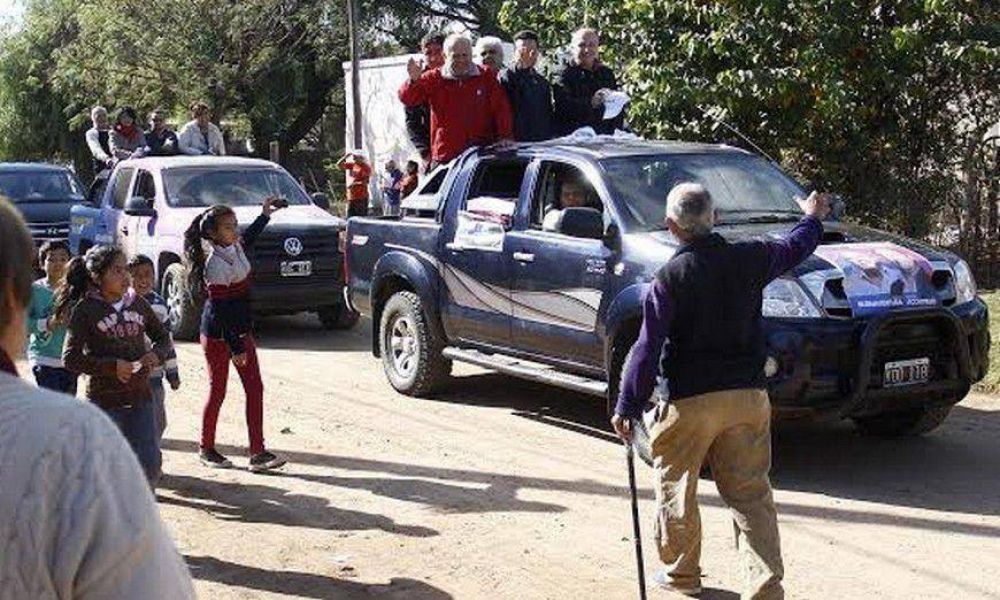 Accastello y Cacho de campa�a por el norte