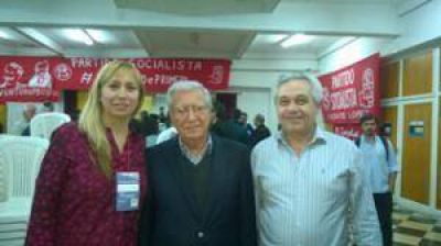 Eduardo Lapenta participo del V Congreso Socialista