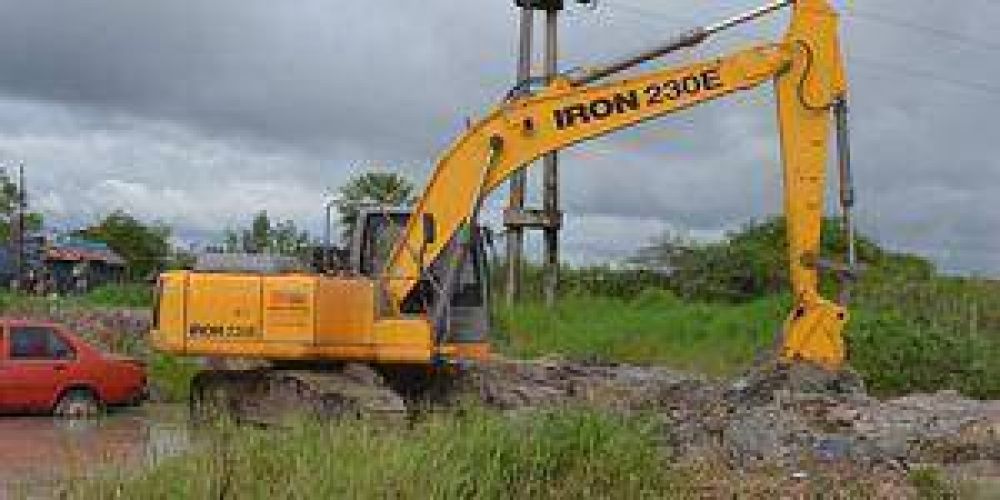 Municipios trabajan para contrarrestar avance de aguas
