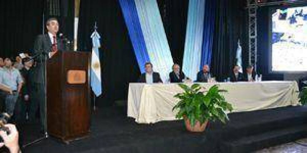 Randazzo anunci� en Formosa la reconstrucci�n del Ramal C-25