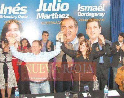 Fuerza C�vica Riojana present� su propuesta para la Ciudad