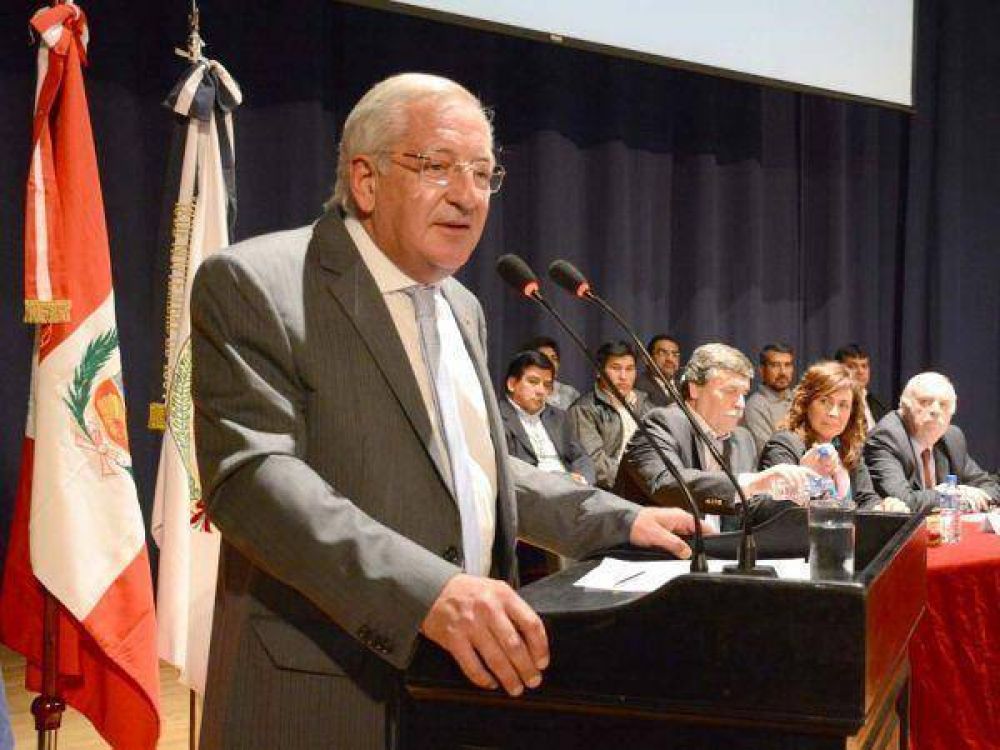 Quinua � Fellner y Casamiquela abrieron las deliberaciones del Congreso Mundial