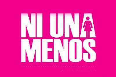 #NiunaMenos Jornada de reflexi�n en Plaza Mitre
