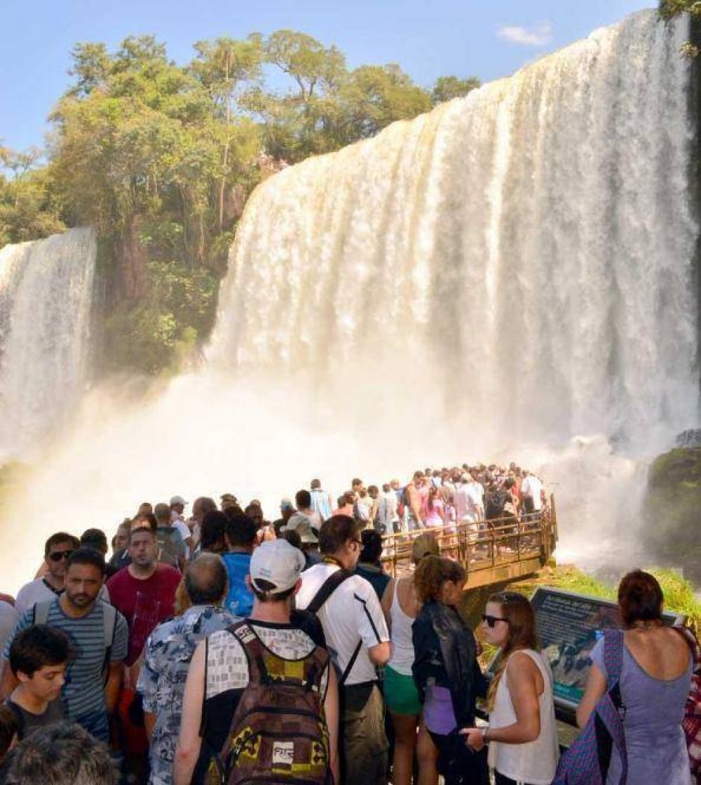 En lo que va del ao, ms de 650 mil personas pasaron por Iguaz