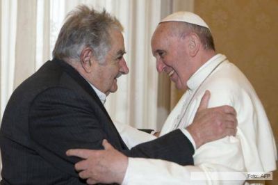 Mujica visitar� al papa Francisco con una mediaci�n por la salida al mar para Bolivia en la agenda