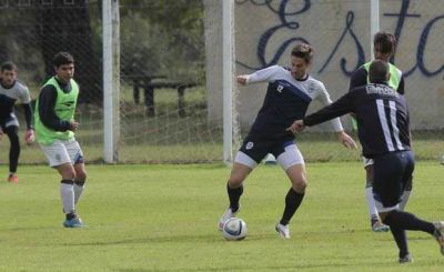 Troglio confirm� el equipo y no tocar� el sistema t�ctico