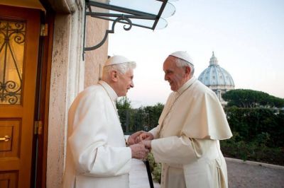 Benedicto XVI, 38 a�os de obispo: �Felicidades!