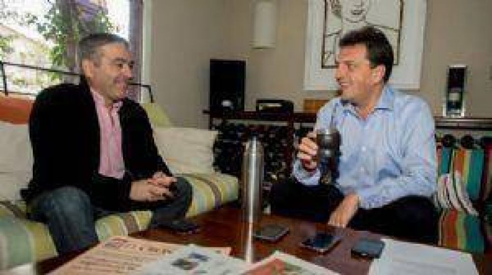 Massa y Cano bajan la tensi�n y acercan posiciones