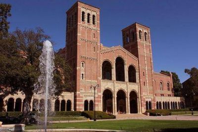 Alumnos de la Universidad de California en Los Angeles protestaron contra el antisemitismo