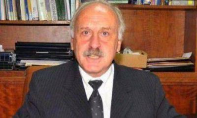 Feito puso entre par�ntesis que se presente por el Frente Renovador y habl� de �pelotudos�