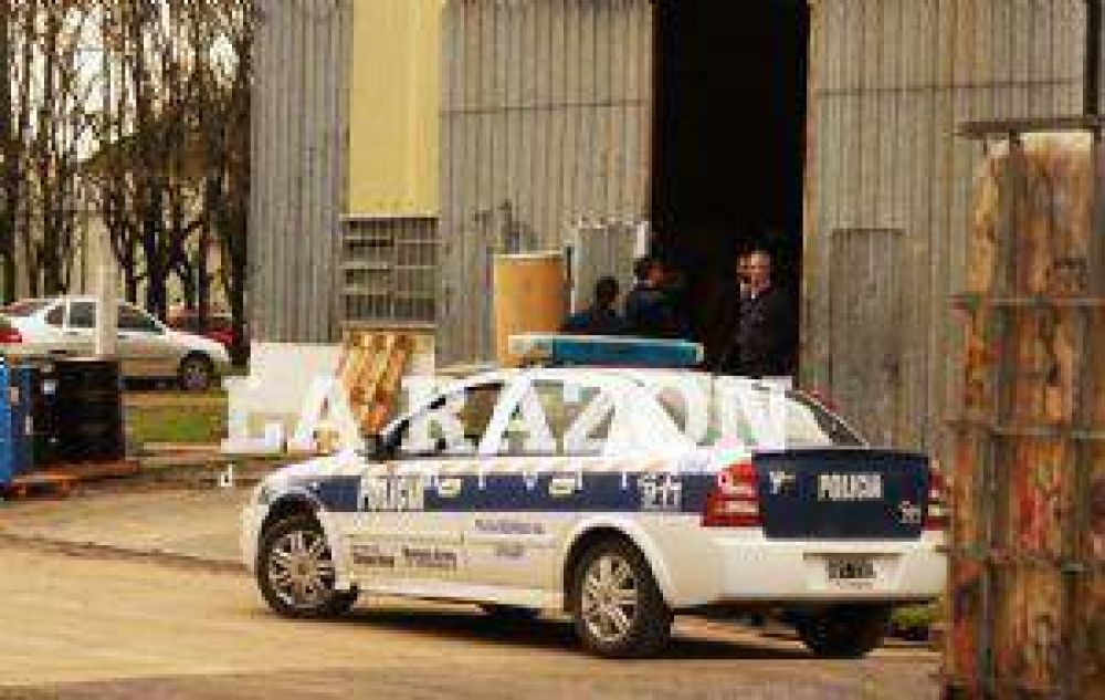 ADELANTO EXCLUSIVO: Allanamientos por hurto millonario de materias primas en la empresa Guala Clusures