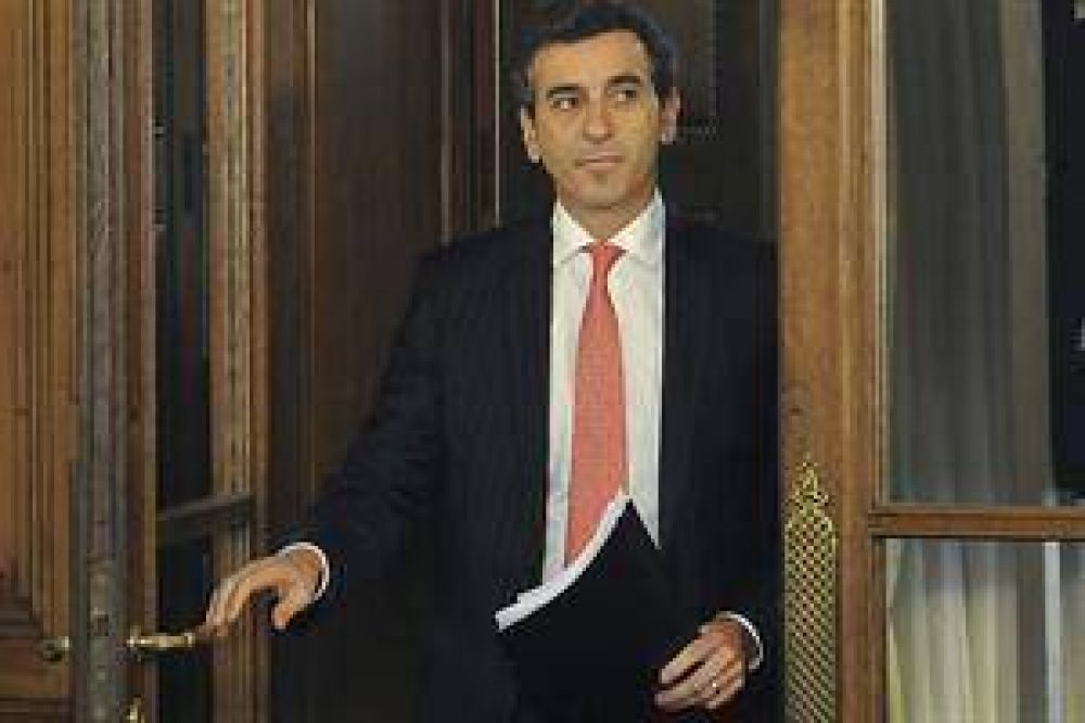 Randazzo vuelve a calentar la interna del FPV y critica el 