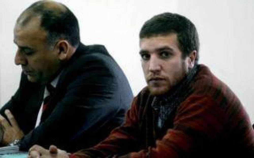 Escap� el condenado por tirar la bengala en el recital de La Renga