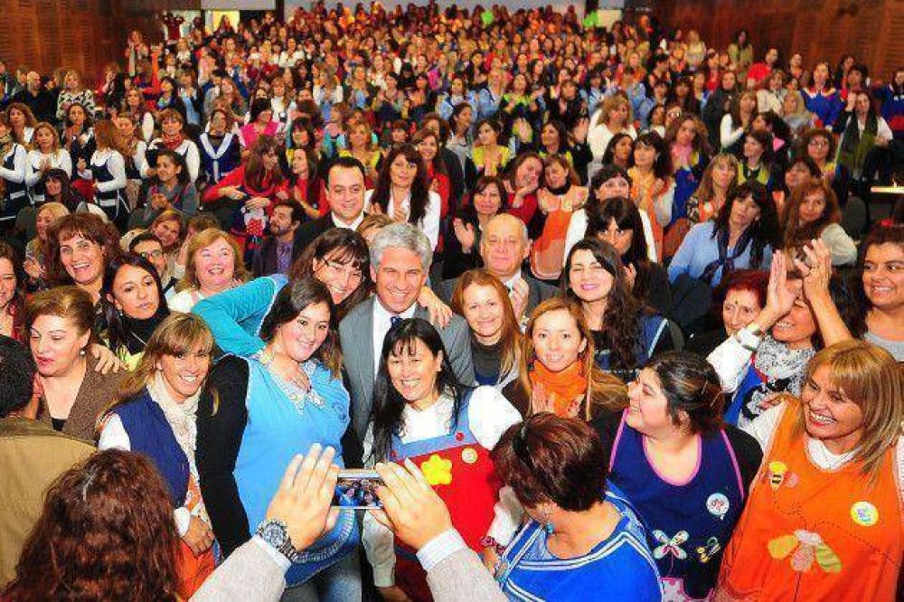 El gobernador present� el Plan Provincial de Jerarquizaci�n y Autonom�a del Nivel Inicial