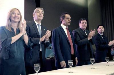 Daniel Scioli, ante concejales: 