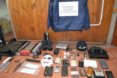 Secuestran elementos vinculados a varios robos, pero los sospechosos recuperan la libertad