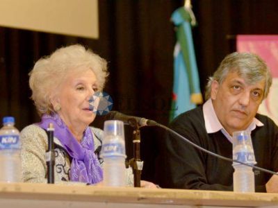 UNQ: Estela de Carlotto present� dos libros