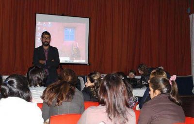 Realizaron un taller para capacitar a comunicadores y periodistas sobre VIH-Sida