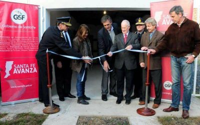 Ra�l Lamberto inaugur� el Comando Radioel�ctrico de Recreo