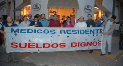 Residentes m�dicos profundizar�n sus reclamos a Salud