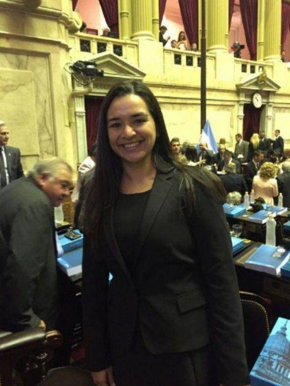 A Evita Isa, hasta ahora, ni Daniel Scioli, ni Florencio Randazzo la convencen