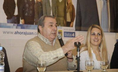 Un hist�rico peronista dejar�a el massismo para retornar al FpV