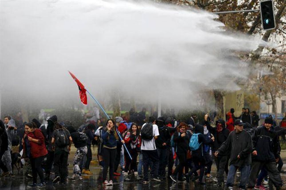 Los estudiantes chilenos vuelven a la calle