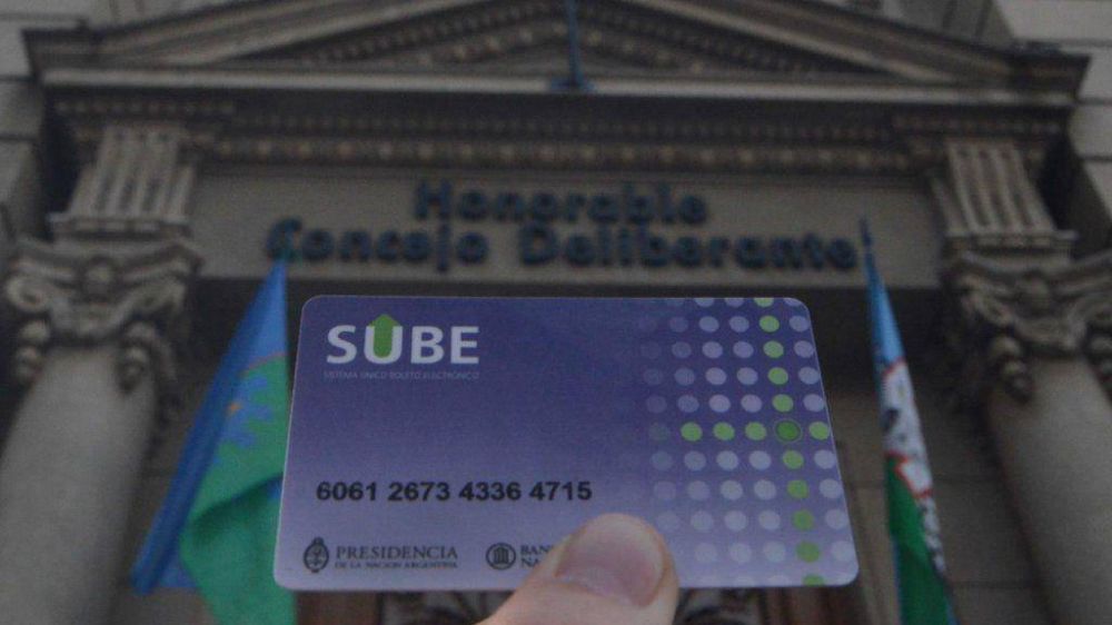 En el Concejo Deliberante, sorpresa y dudas por la SUBE