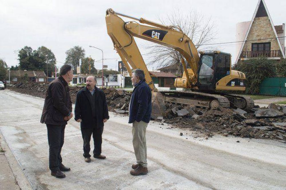 El Jefe Comunal recorri� el inicio de obra de la Avenida Bidegain