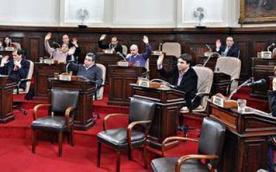 La Plata: Aprobaron cierre a las 22 de comercios que venden alcohol