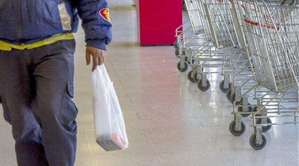 Los salte�os van menos al s�per, pero gastan m�s