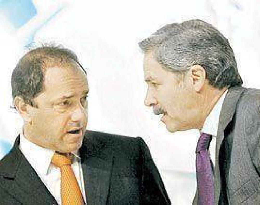 Sol� sali� a apoyar a Scioli en el reclamo de ayuda financiera
