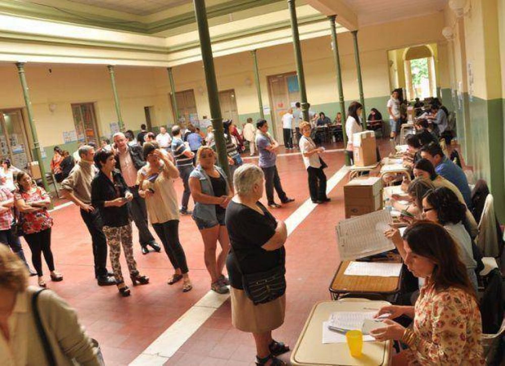 Informe elecciones 2015: los puntanos votan para renovar 125 cargos