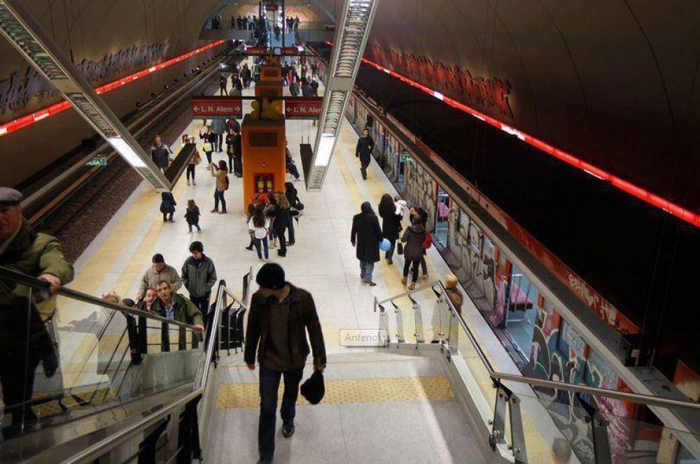 La l�nea B del subte vuelve a su horario habitual a partir de ma�ana