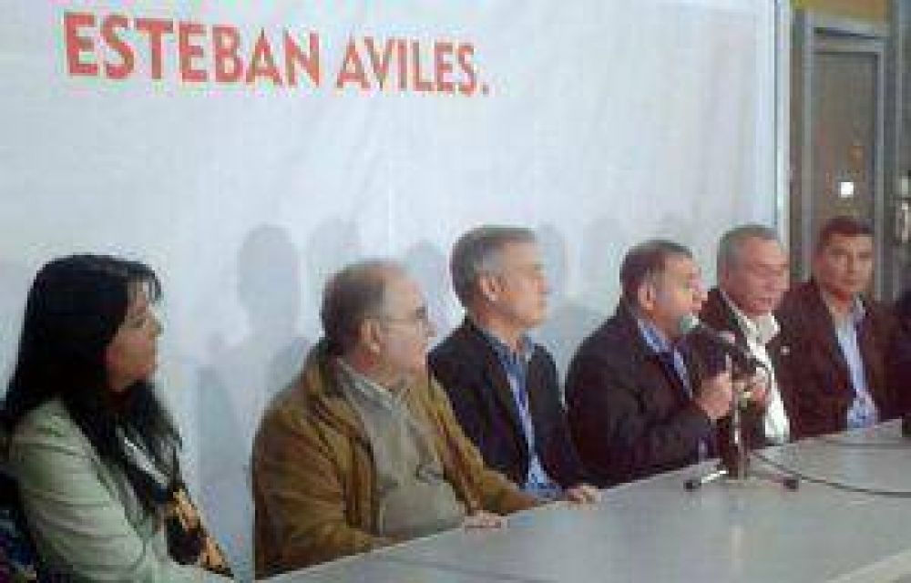 Juez respald� la candidatura de Avil�s: �Es un gobierno que cambi� la ciudad�