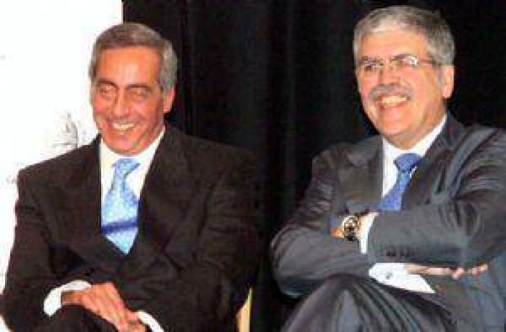 De Vido otorg� $ 18 millones a Fayad para asfaltar calles.