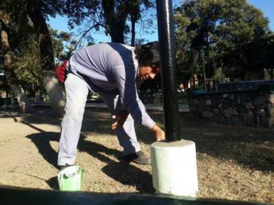 Trabajos de mantenimiento en plaza de San Isidro