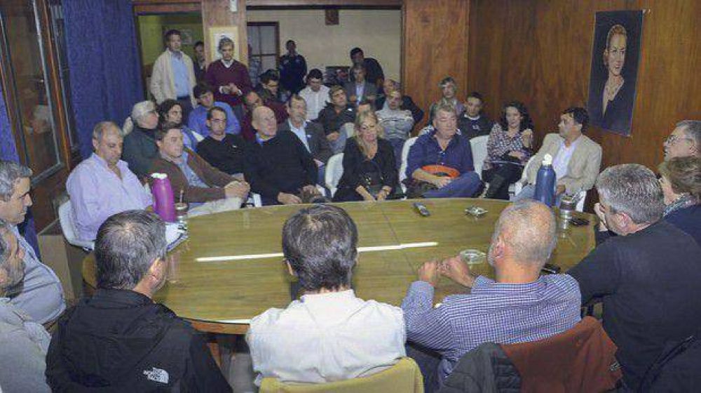 Buzzi deline el futuro plan de obras de Scioli en la provincia