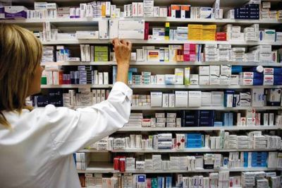 Farmacias solicitan que el Estado intervenga y regule la actividad