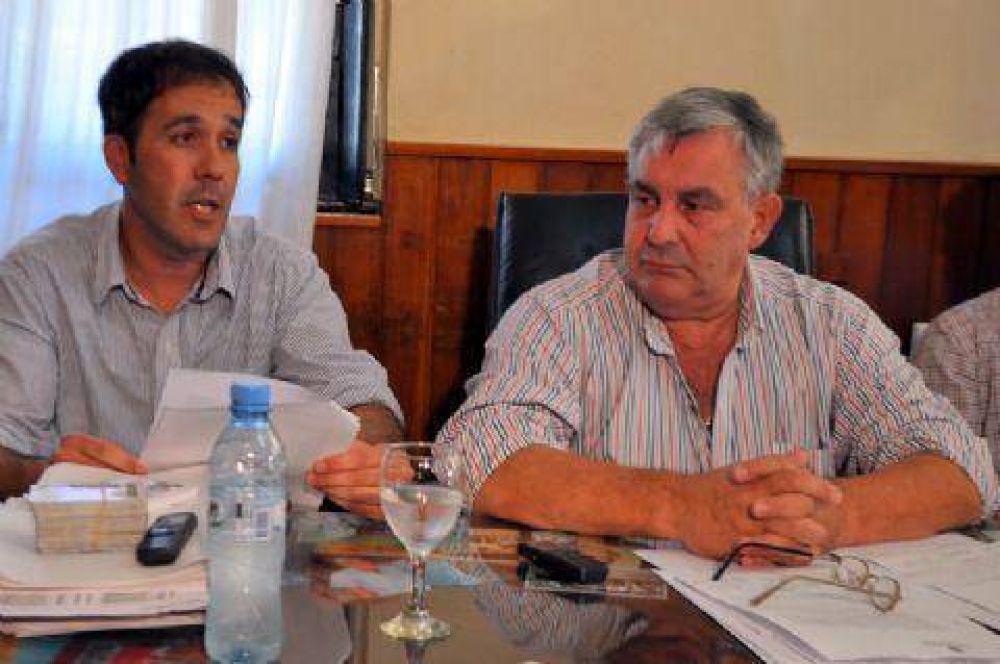 El intendente pidi� licencia y ser� reemplazado interinamente por Alberto P�rez