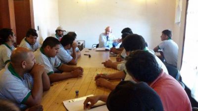 Avanza reglamentaci�n de taxis