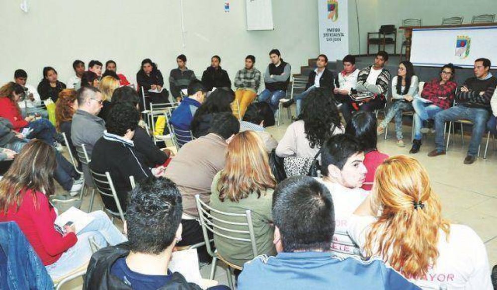 El anuncio de la f�rmula del FpV fue pospuesto para hoy