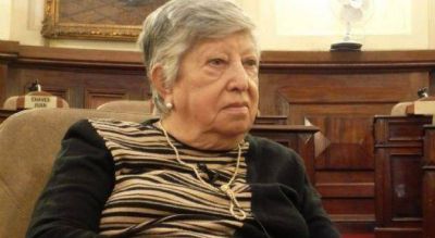 Abuela de Plaza de Mayo critic� a An�bal por chicanear a Dom�nguez con referencias al �falcon verde�
