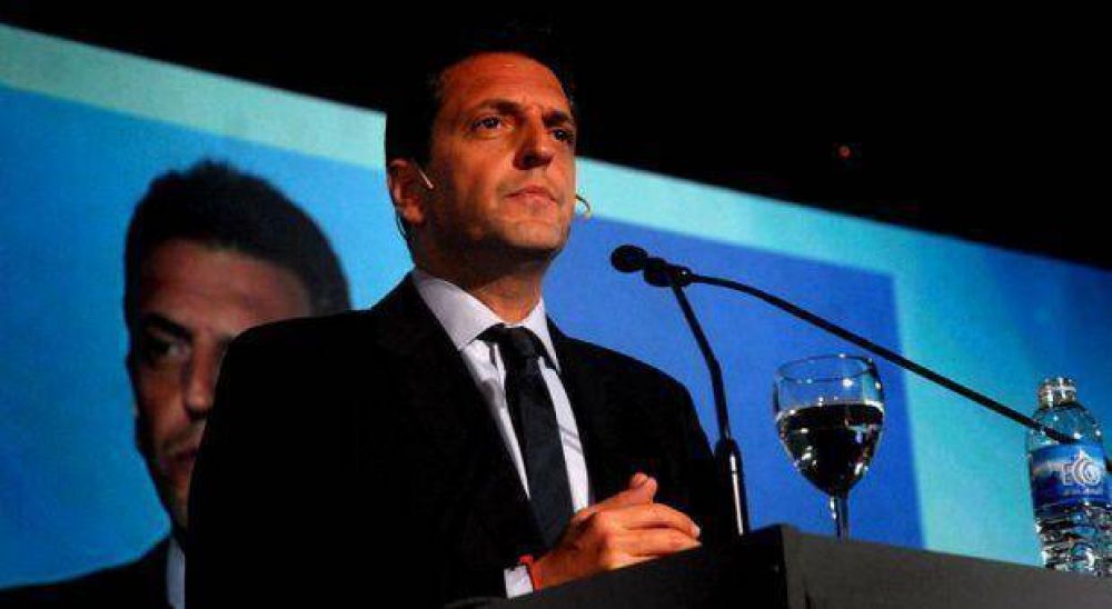 El massismo se cerr� sobre sus intendentes y sell� un alcalde para vice de De Narv�ez